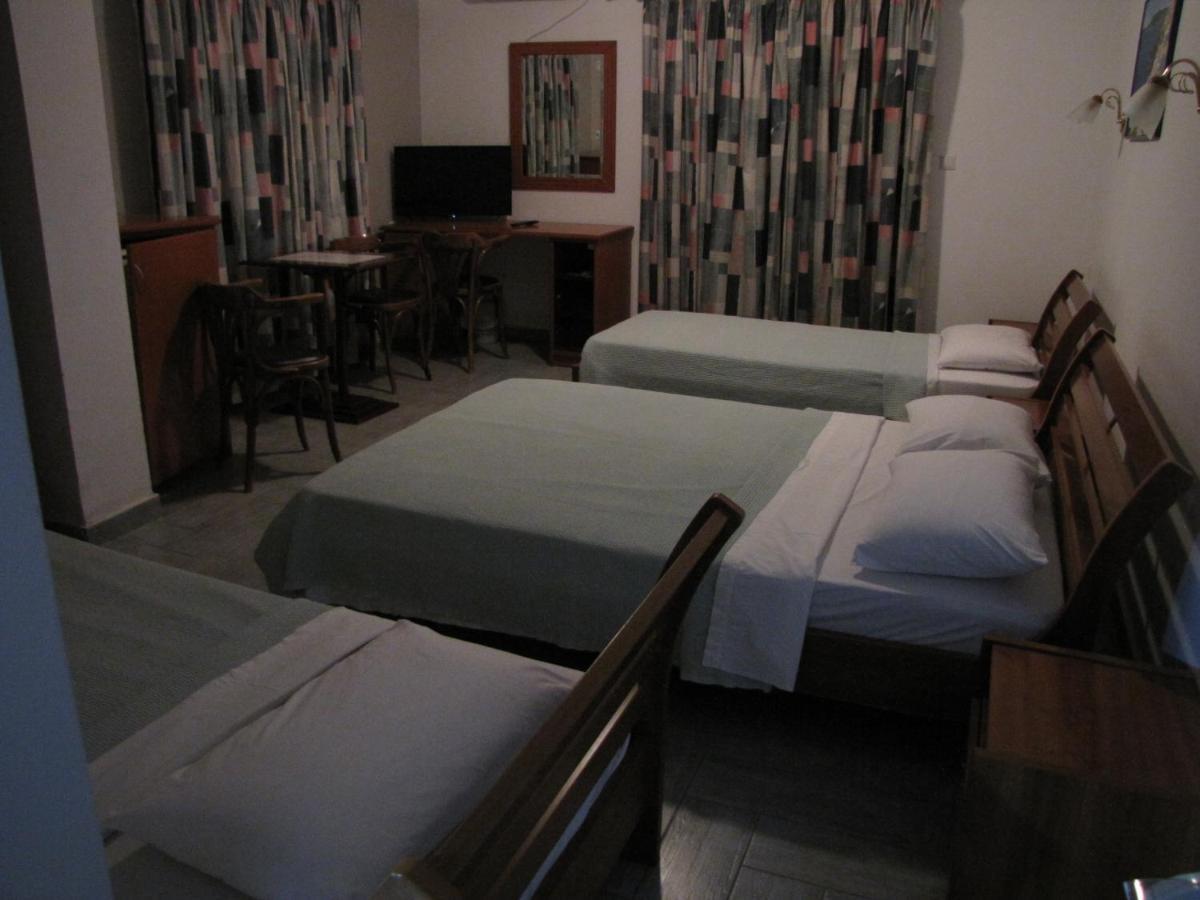Hotel Hlidi Kókkinon Nerón Eksteriør billede
